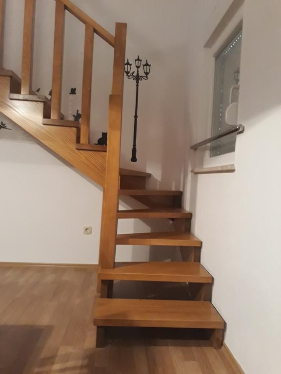 Apartments Ljubicic Подстрана Екстериор снимка